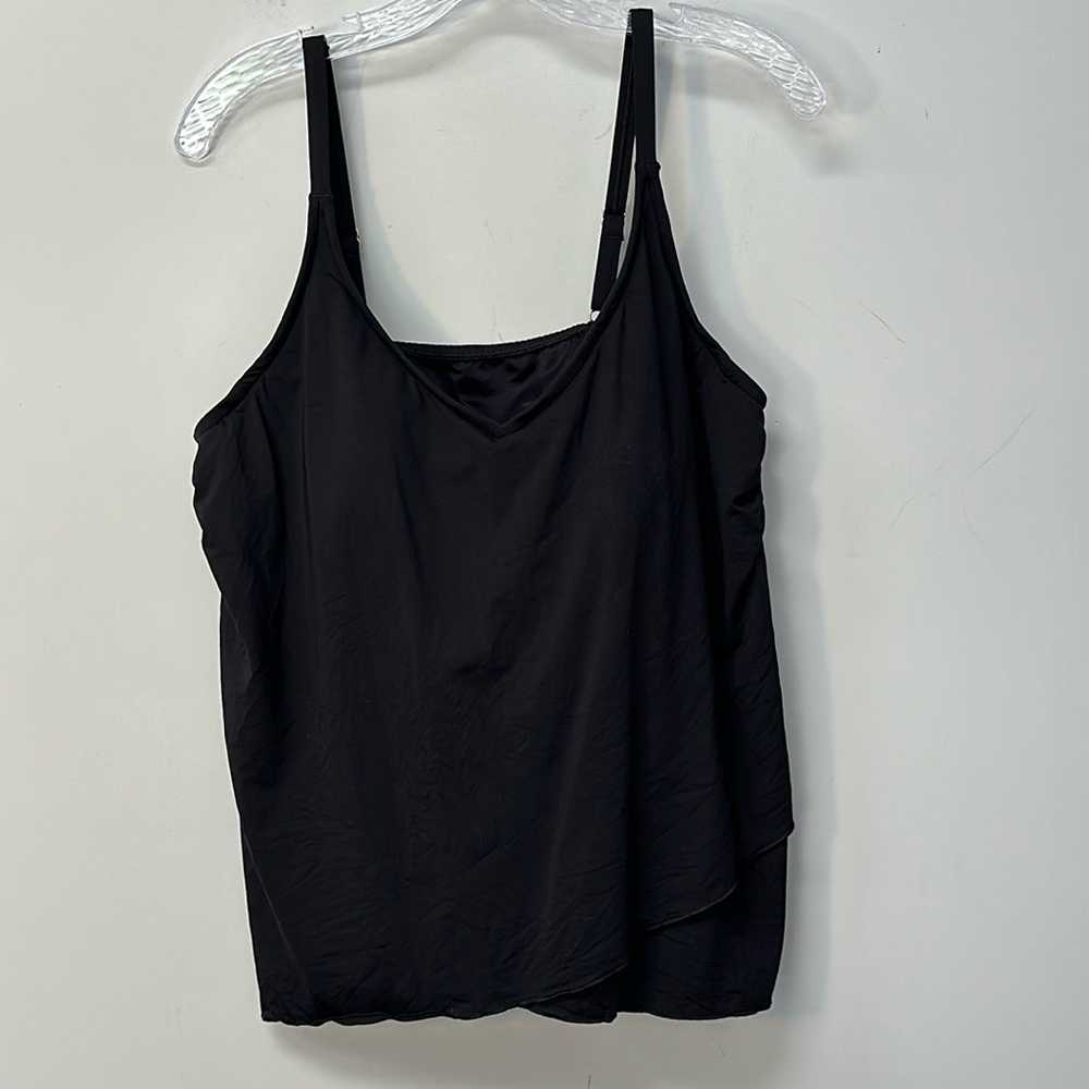 Land’s End Swim Suit Top Black size large 12-14